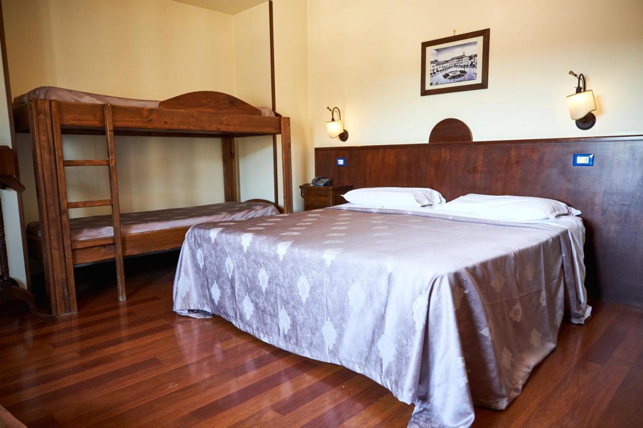 Hotel Max Aversa Εξωτερικό φωτογραφία