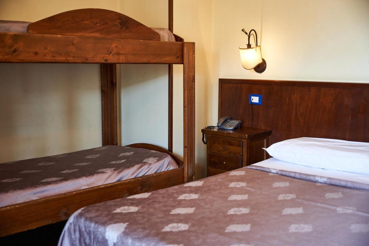 Hotel Max Aversa Εξωτερικό φωτογραφία