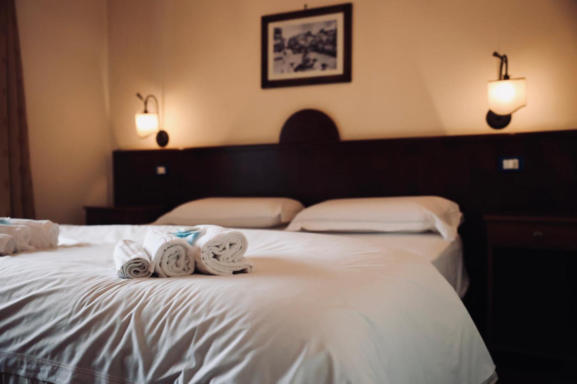 Hotel Max Aversa Εξωτερικό φωτογραφία