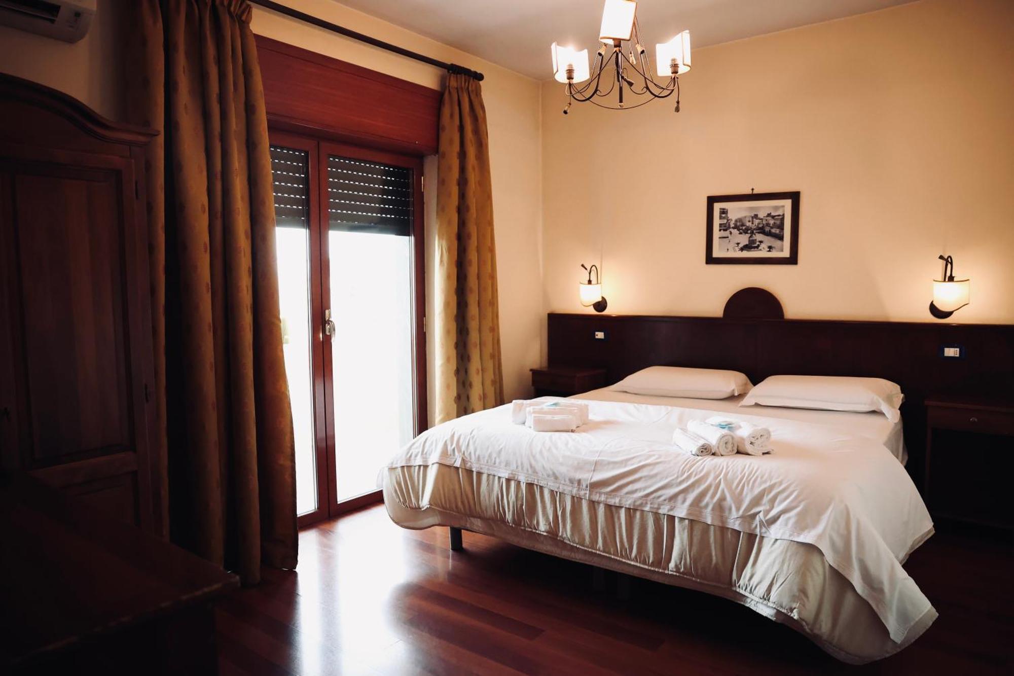 Hotel Max Aversa Εξωτερικό φωτογραφία
