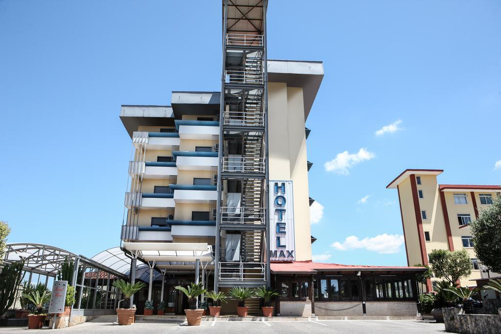 Hotel Max Aversa Εξωτερικό φωτογραφία