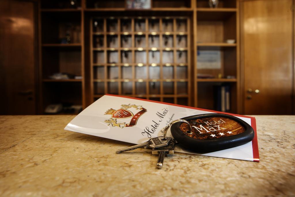 Hotel Max Aversa Εξωτερικό φωτογραφία